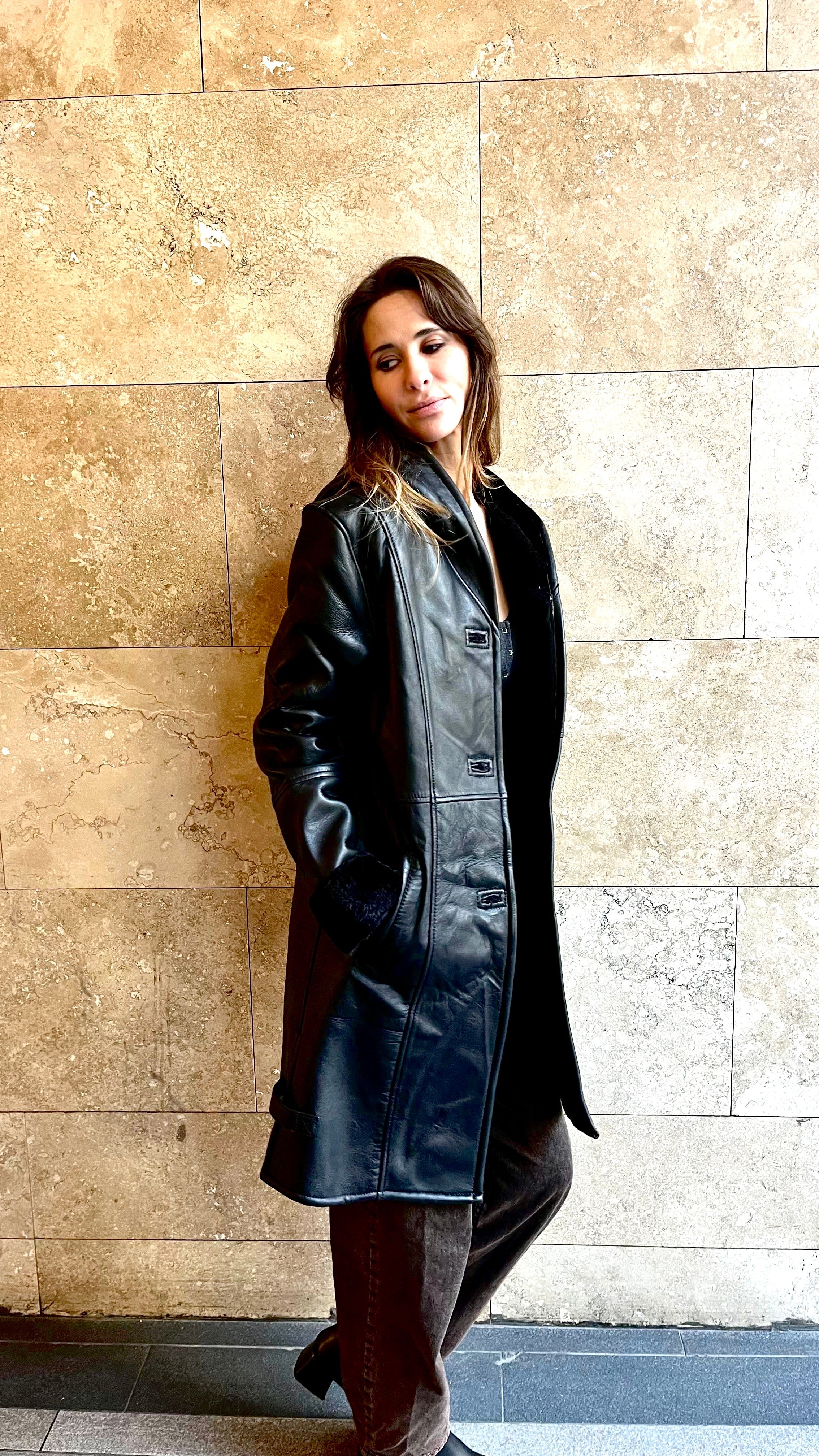 Gamulán Negro de Cuero