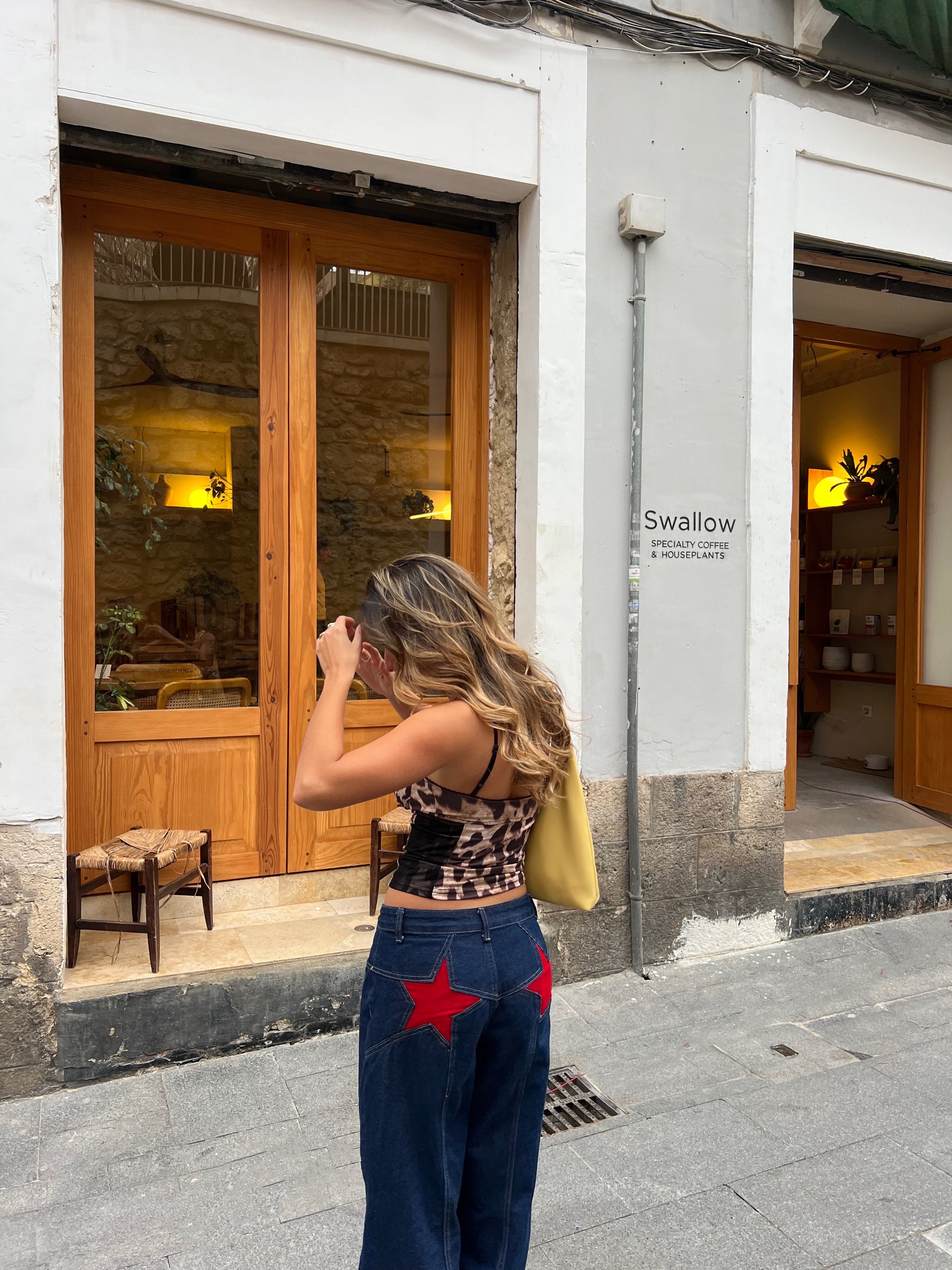 Vaqueros Con Estrellas Rojas - Denim Oscuro