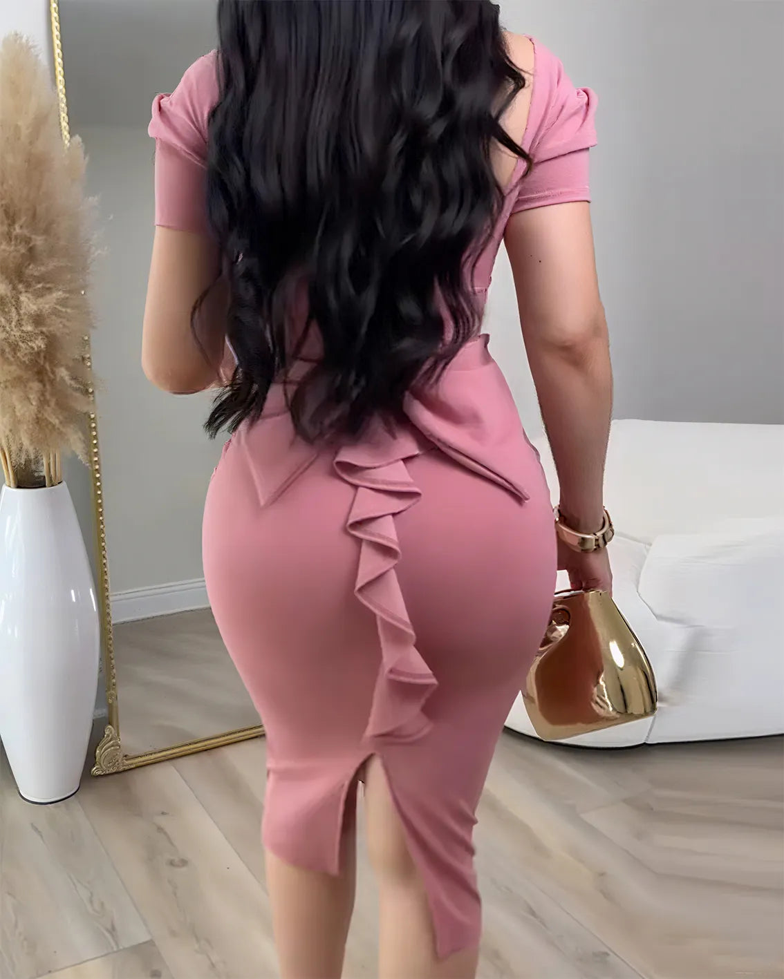 Vestidos ajustados con ribete de volantes