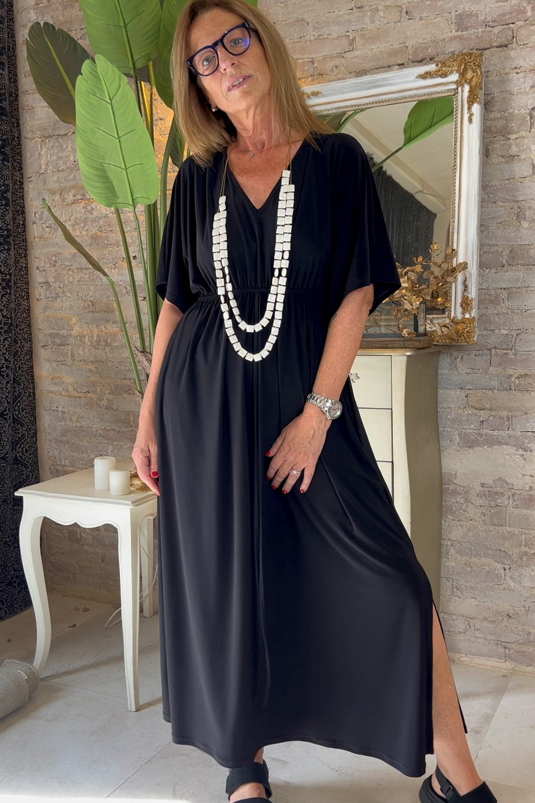 Vestido Maxi con Escote Pico y Bolsillos