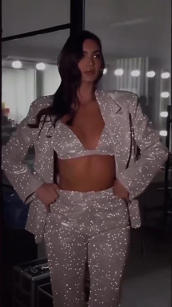 Conjunto de Tres Piezas Elegante