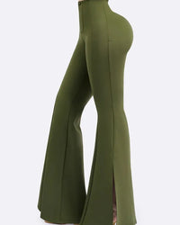 Pantalones con abertura lateral