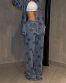 Conjunto con lentejuelas y flores