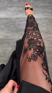 Pantalón estampado hueco y empalmado