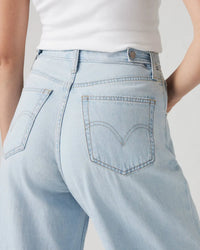 Vaqueros holgados con cintura ajustable