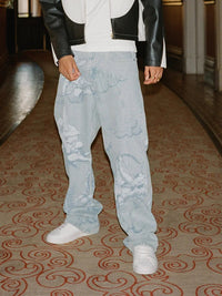 Vaqueros Lavados con Estampado Cupido