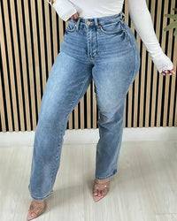 Jeans acampanados con control de abdomen