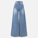 Vaqueros irregulares con diamantes