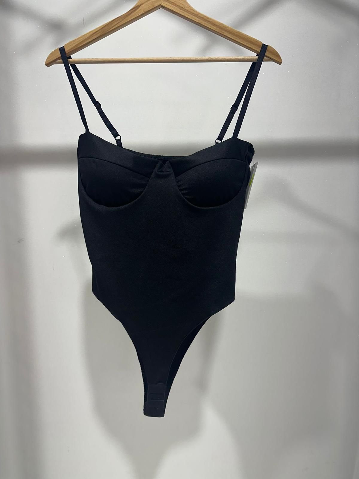 Conjunto Ines Con Falda y Body