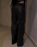 Pantalón anchos de cuero estilo cargo