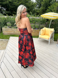 Vestido rojo floral de Danni