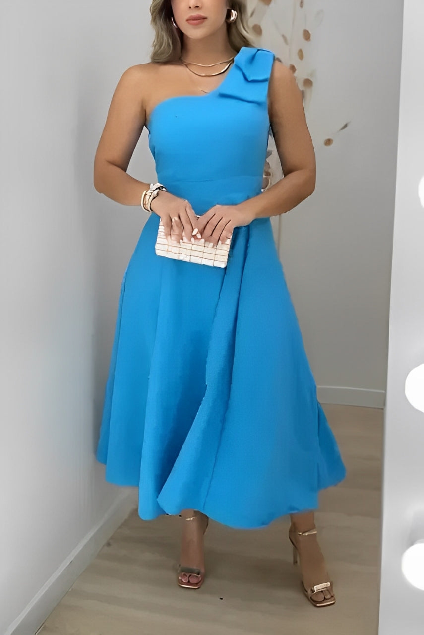 Vestido amalla clásico con lazo