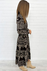 Chocolate Beige Border: kym