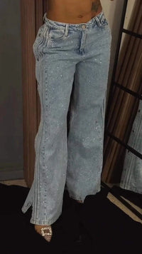 Vaqueros con apliques brillantes