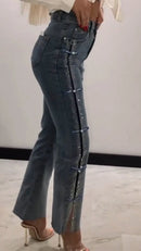 Vaqueros ajustados con abertura