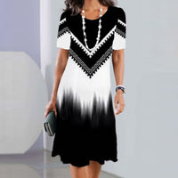 Elegante vestido monocromático