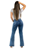 Vaqueros acampanados con estrellas