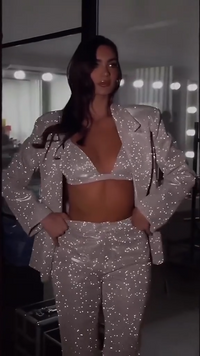 Conjunto de Tres Piezas Elegante